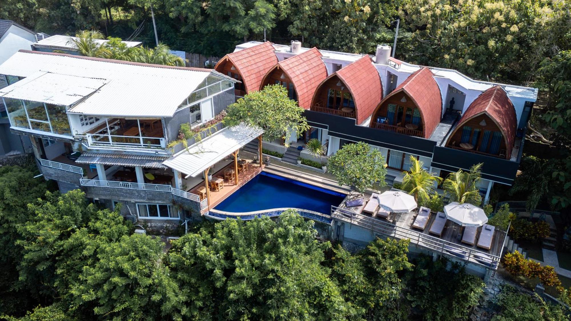 Bagus Ink Surf Camp Hostel Uluwatu  Exterior photo