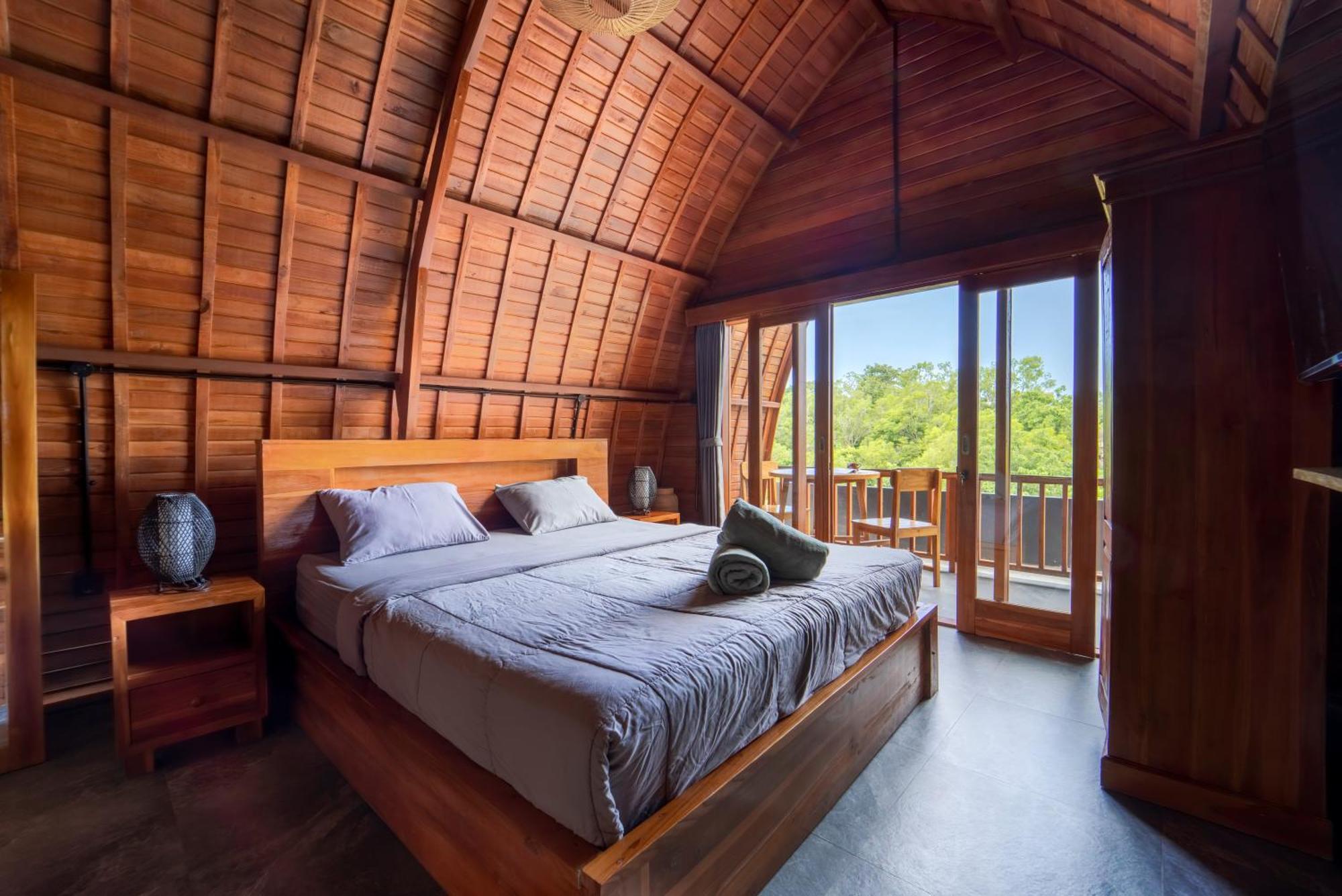 Bagus Ink Surf Camp Hostel Uluwatu  Exterior photo